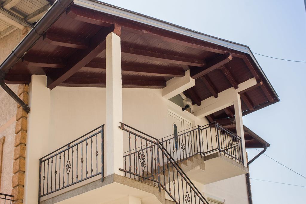 Apartmani Kastel バニャ・ルカ エクステリア 写真